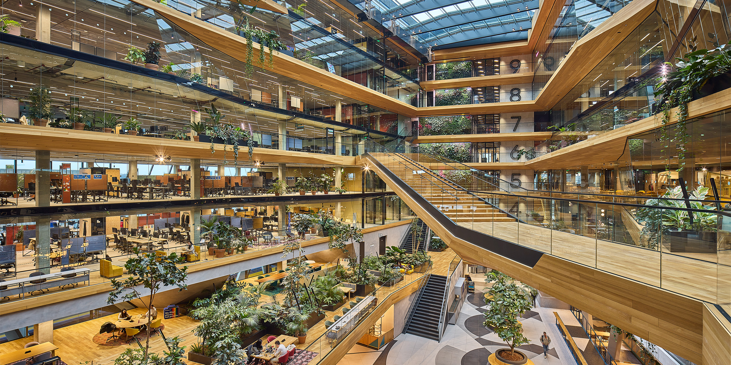 Booking.com Campus winner MIPIM Awards Best Workplace Experience 2025 >